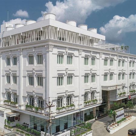 Hotel Annapurna De Royal Guntūr Eksteriør billede